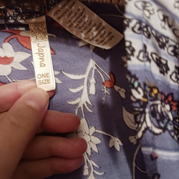 Japna Floral Beachy Swimsuit Coverup Ladies One Size Viscose Oversized Modest - Picture 2 of 5